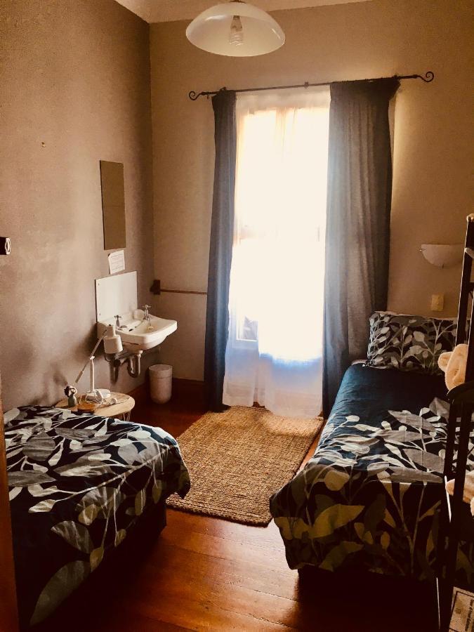 Harbourview Hotel Raglan Bagian luar foto